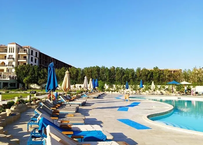 Luxury In Gravity Aqua Park Апартаменты Хургада